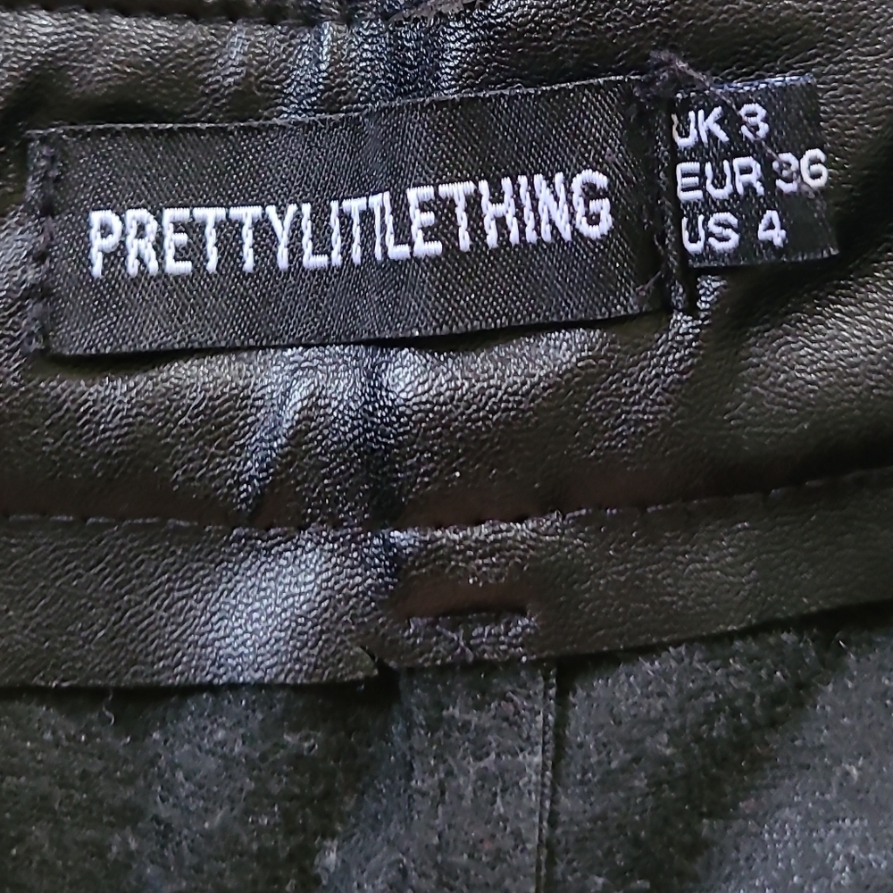 High-Waist Vegan Leather Body Con Pants - Picture 6 of 8
